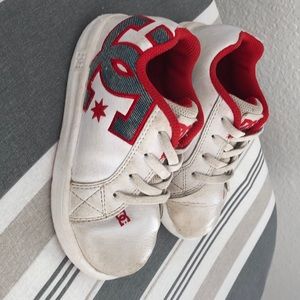 DC toddler shoes size 9